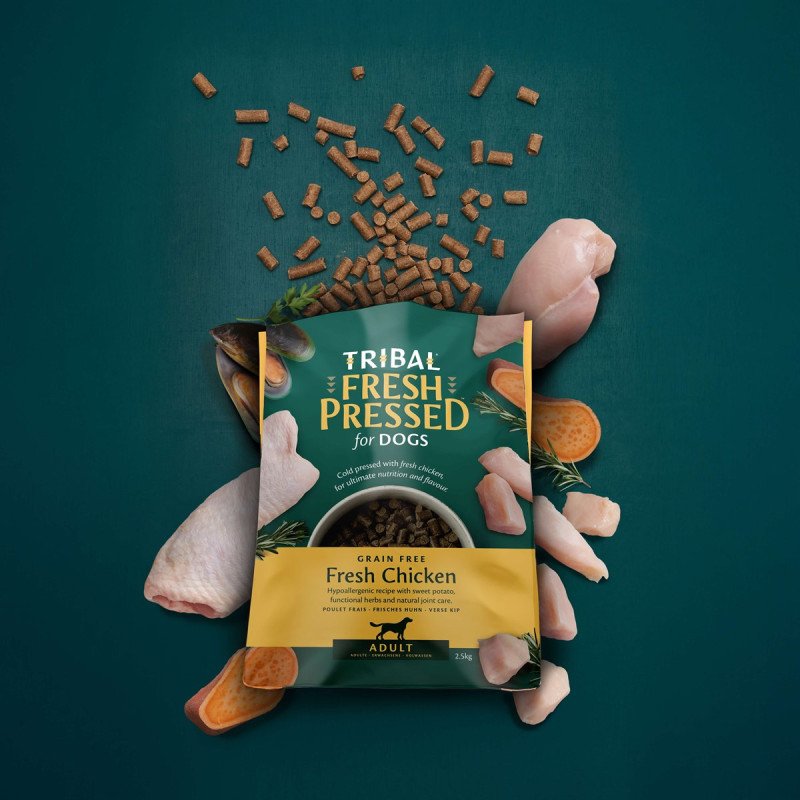 Šalto spaudimo maistas suaugusiems šunims su vištiena | Tribal Fresh Pressed Adult Chicken